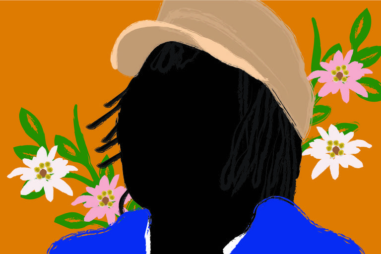 Ilustração com fundo amarelo， retratando Milton Nascimento. Ele é um homem negro， com tranças que chegam até os ombros， usa uma boina marrom clara e uma camisa azul. Ao redor dele， flores e folhas decoram a imagem.