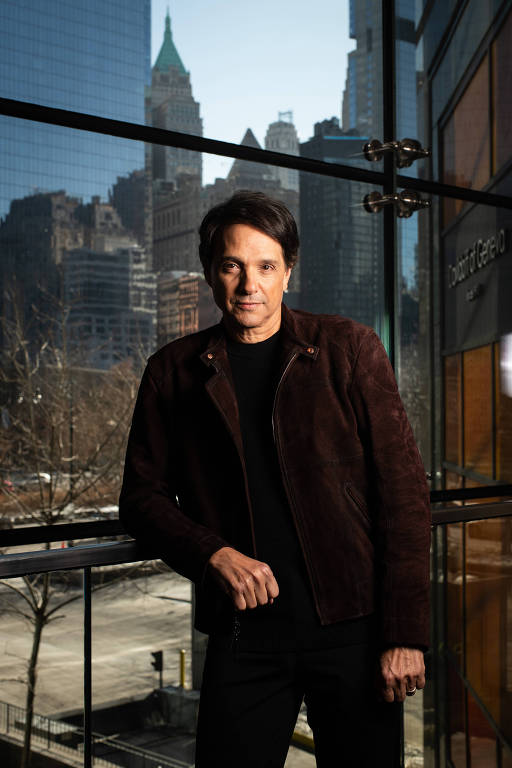 O ator Ralph Macchio， estrela de 039;Karate Kid039;， em retrato de janeiro de 2025， em Nova York