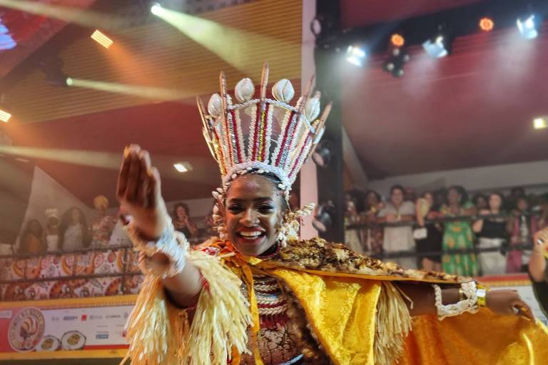 Lorena Bispo vence concurso de Deusa do Ébano do bloco afro Ilê Aiyê