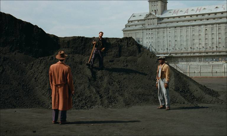 Cena do filme "O Brutalista", de Brady Corbet