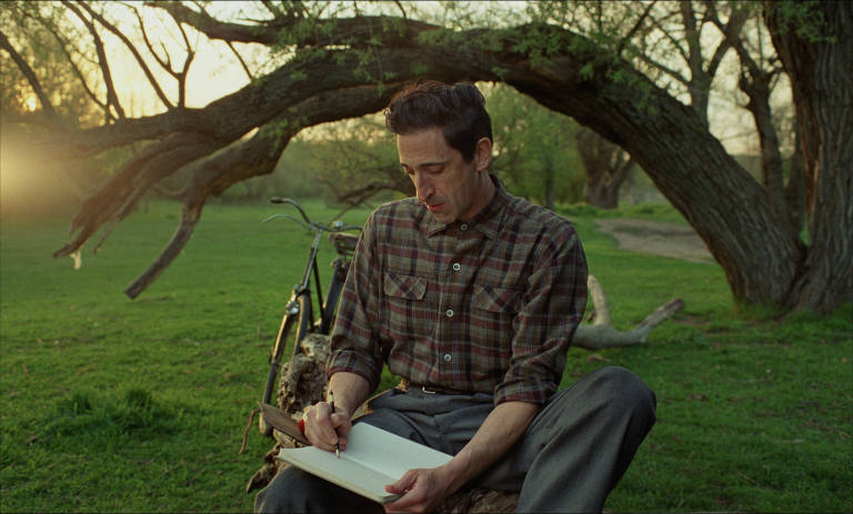 Cena do filme "O Brutalista", de Brady Corbet