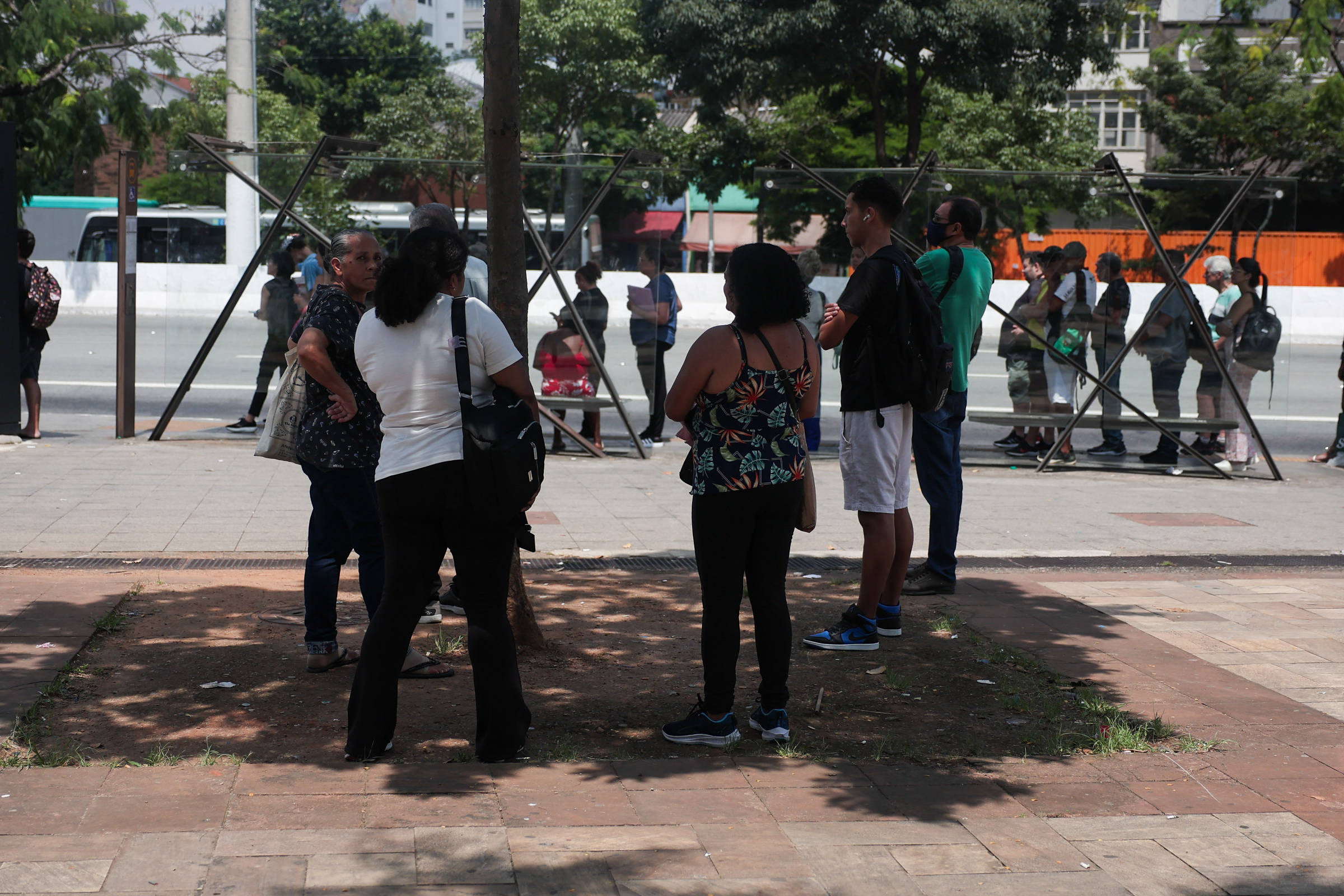 Quinta-feira (8) deve ter tempo seco e quente em São Paulo