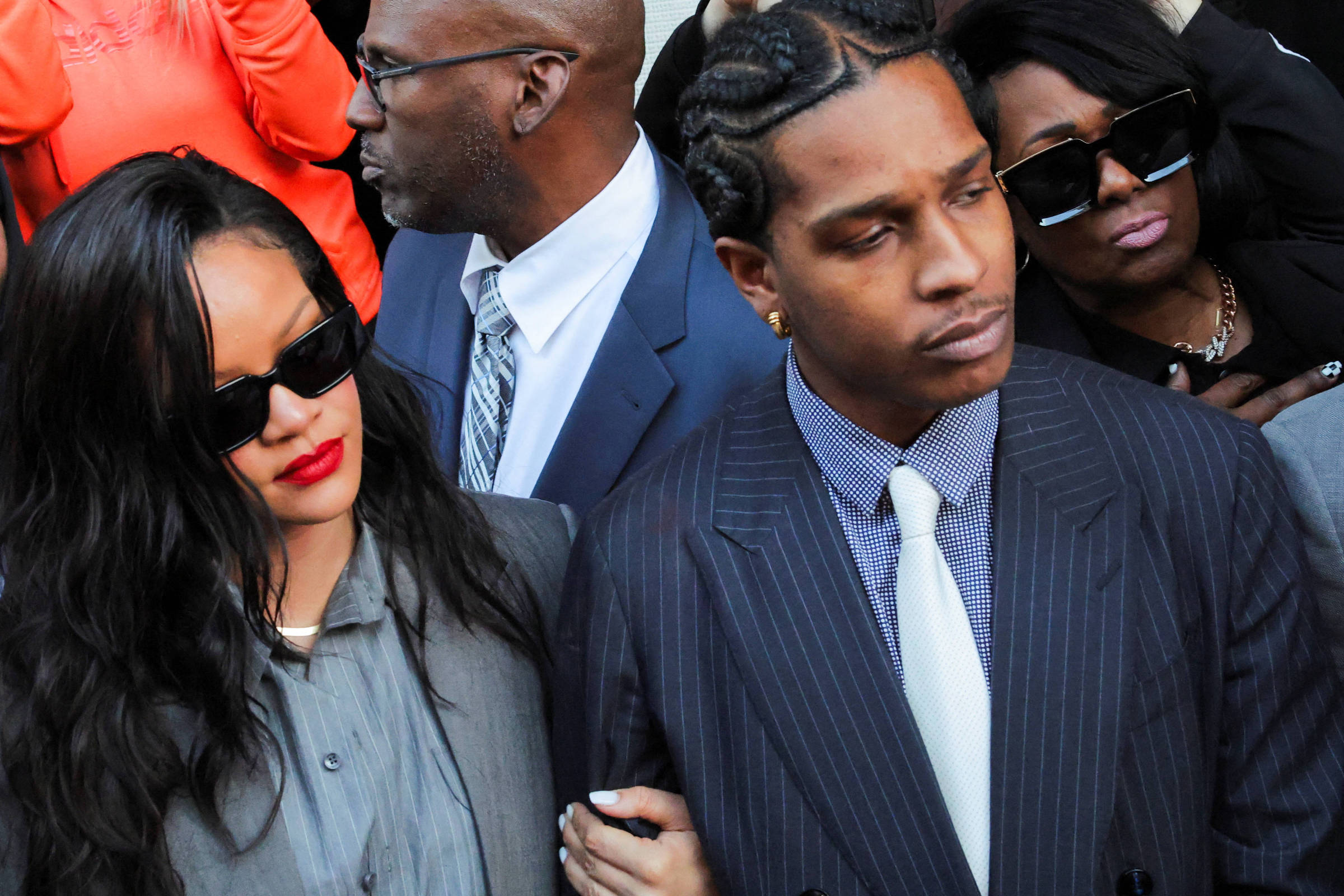 A$AP Rocky é inocentado de crime e Rihanna celebra: 'A glória pertence a Deus'