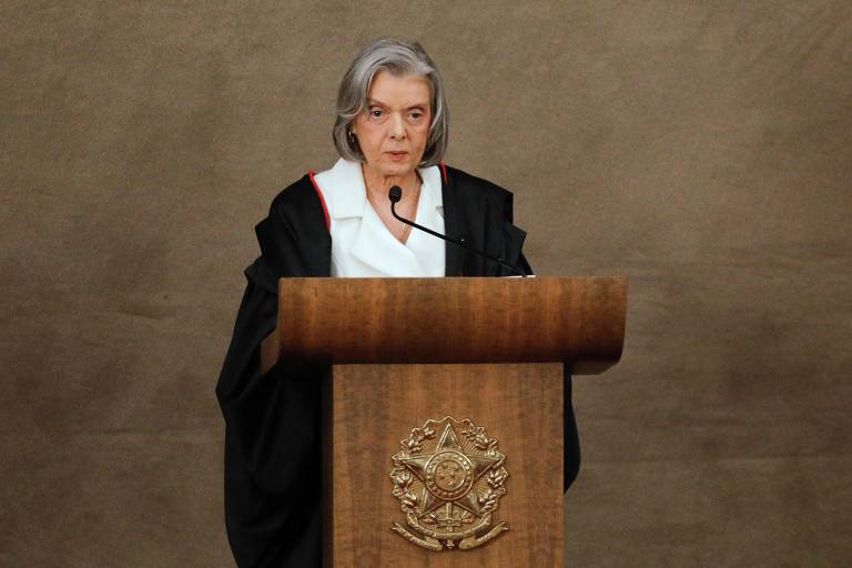 A ministra Carmem Lúcia foi indicada ao STF em 2006 e passou a integrar a Primeira Turma em 2021, após a aposentadoria de Marco Aurélio Mello; dos membros, é ela quem está há mais tempo na corte