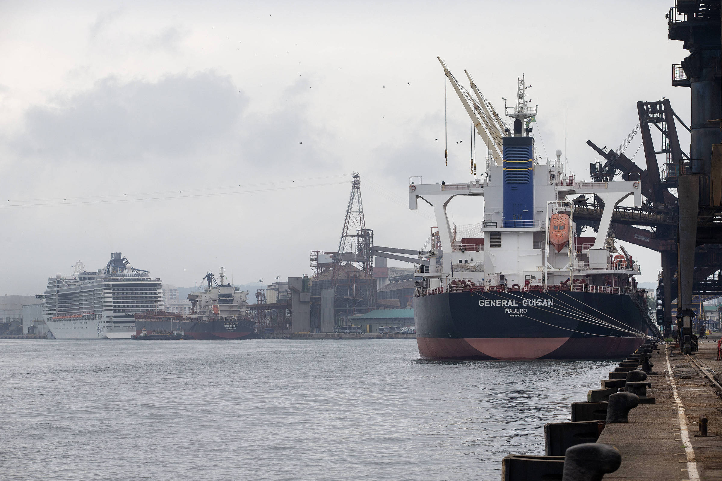 Governo prepara leilão de controverso terminal portuário em Santos