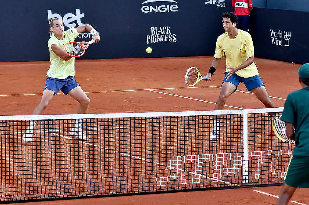 Rafael Matos e Marcelo Melo batem espanhóis e conquistam Rio Open