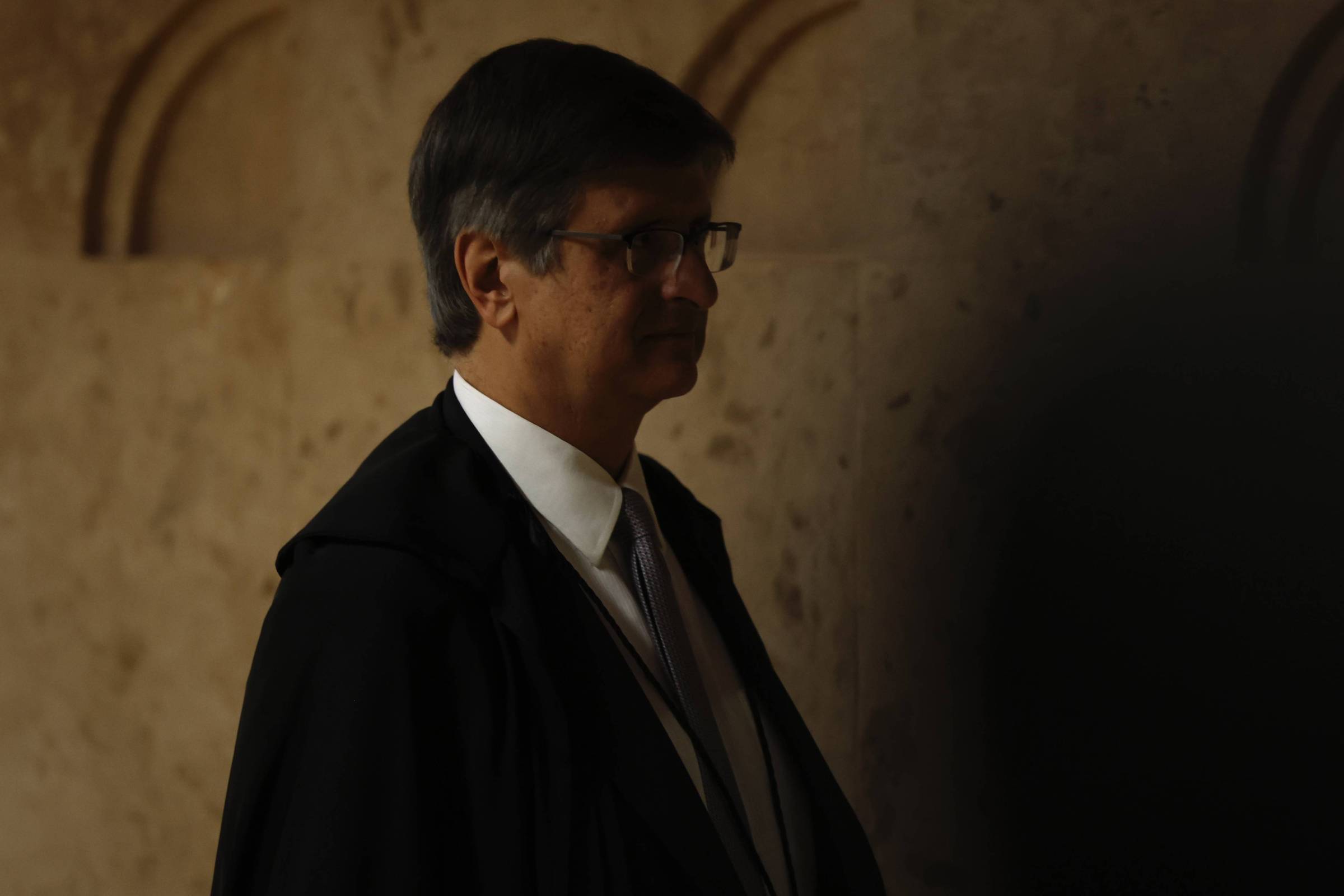 Gonet se aproxima de 2º mandato após concentrar investigações para evitar 'MPF paralelo' da Lava Jato