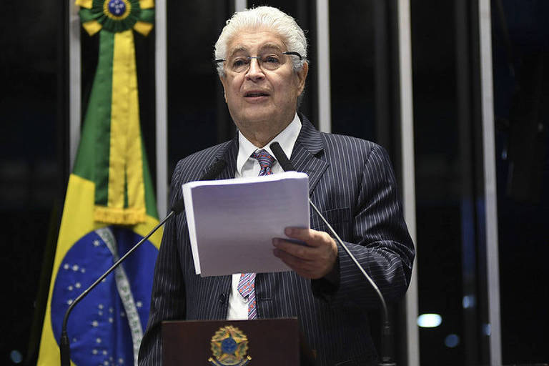 A caminho do PDT, Requião vê esquerda sem projeto e governo Lula neoliberal