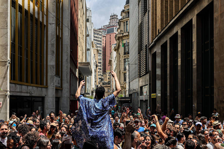 Veja imagens do ensaio aberto da Espetacular Charanga do França em SP