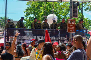 Bloco da Anitta pelas ruas do Rio de Janeiro