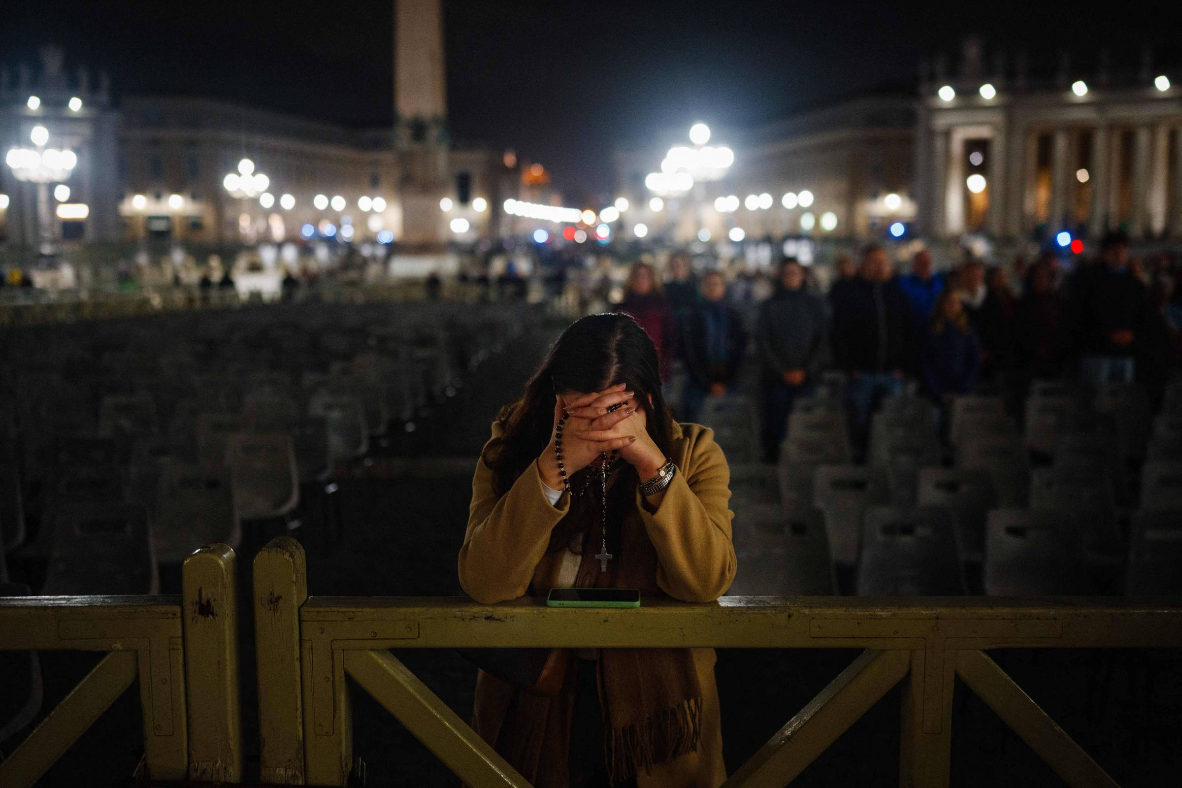 Após melhora, papa Francisco tem mais uma noite tranquila no hospital, diz Vaticano