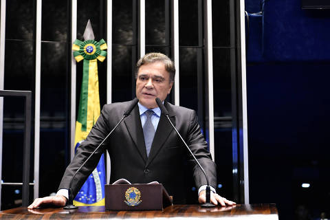 Alvaro Dias discursa no Senado Federal, em 15 de dezembro de 2022 