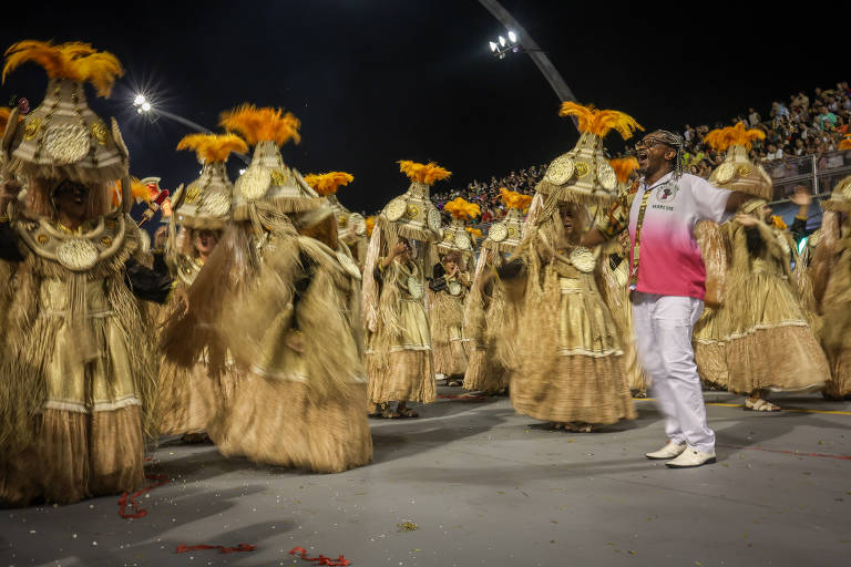 Veja imagens do desfile da Barroca Zona Sul no Carnaval 2025