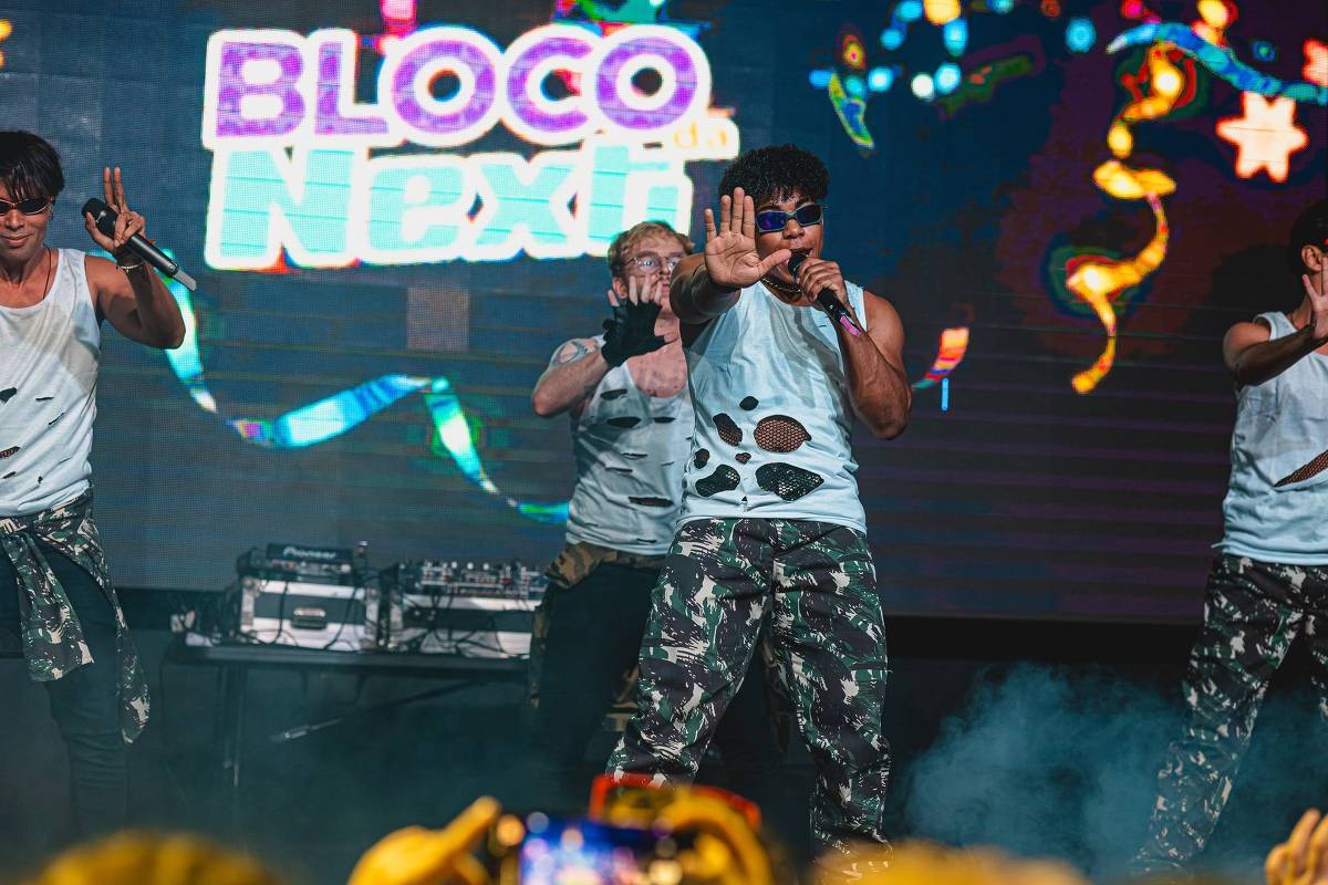 Trio elétrico leva k-pop ao Carnaval no Bom Retiro, no centro de SP