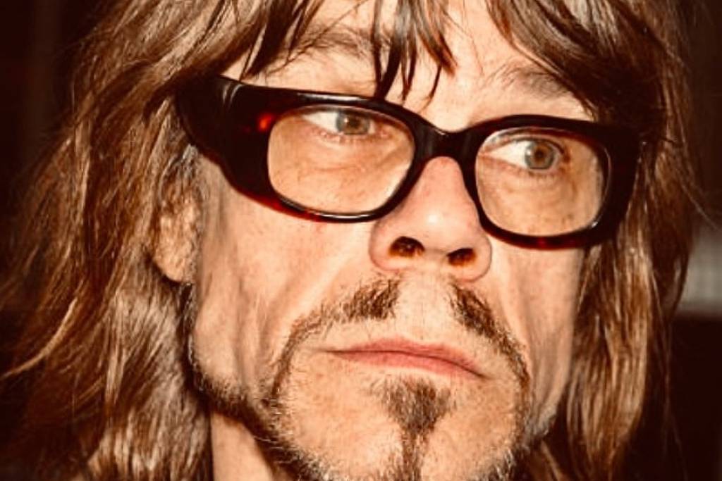 Morre David Johansen, vocalista do New York Dolls, banda ícone do glam rock