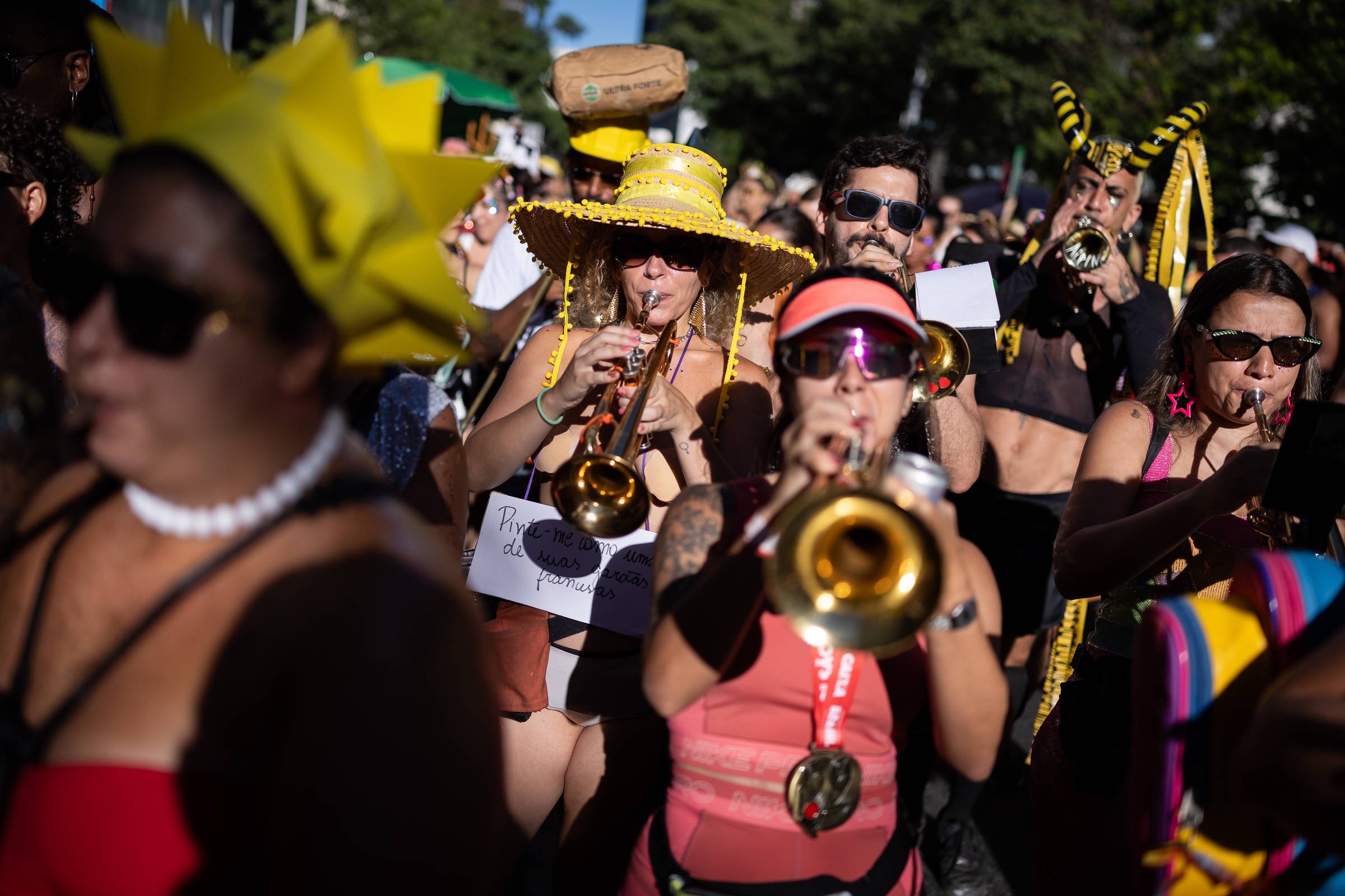 Governos não exageram, eles alucinam sobre número de turistas no Carnaval