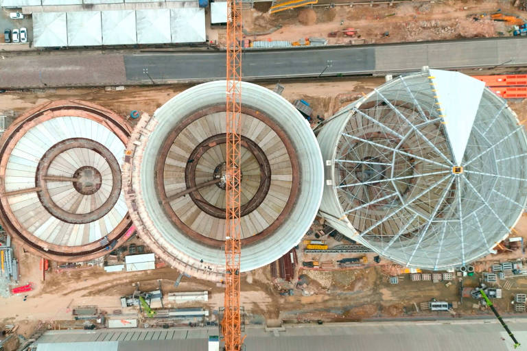 Chinesa investe R$ 2,84 bi e abre em março novo terminal em Santos