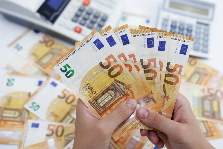Representação gráfica do euro digital e seu impacto no sistema financeiro europeu.