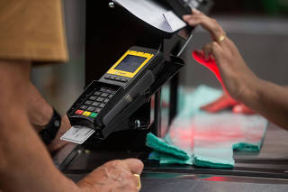 PARCELAMENTO DE COMPRAS NO SUPERMERCADO