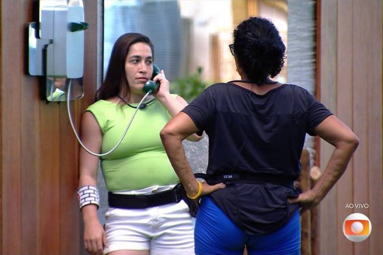 Dani Hypolito atende ao Big Fone no BBB 25