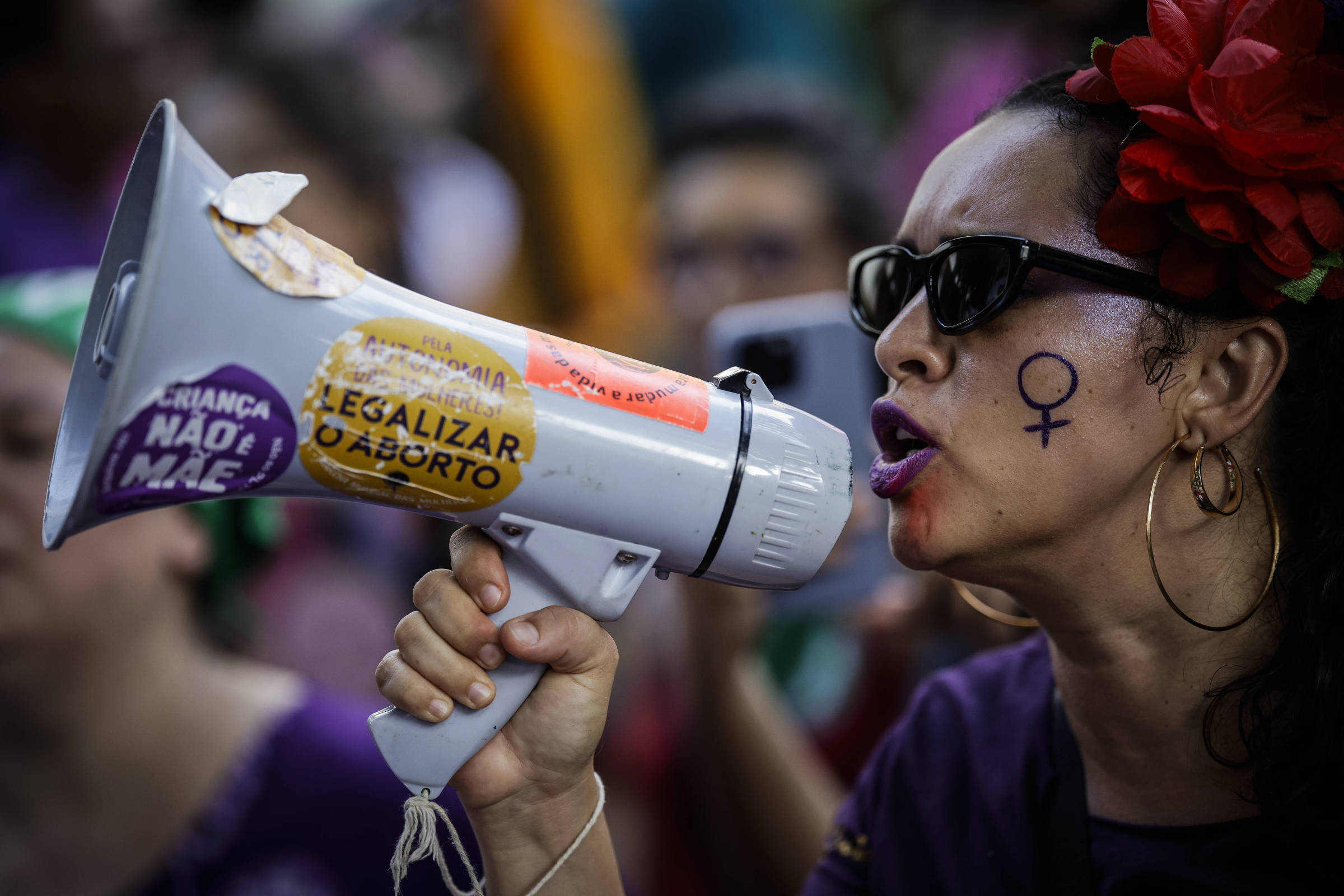 Justiça suspende liminar que autorizava aborto em casos de retirada de camisinha sem consentimento