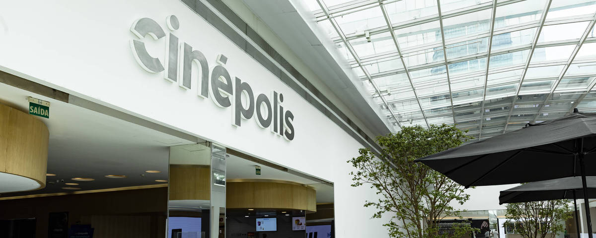 SAO PAULO, SP, BRASIL. - 18.02.2025 - Saguão de entrada das salas e fachada. Especial salas de cinema: Cinépolis do Shopping JK-Iguatemi que venceu nas categorias Melhor Projeção (Sala Imax) e melhor sala Vip (louge e Led Onix)   - (foto: Rubens Cavallari/Folhapress, Guia) * * * EXCLUSIVO * * *
