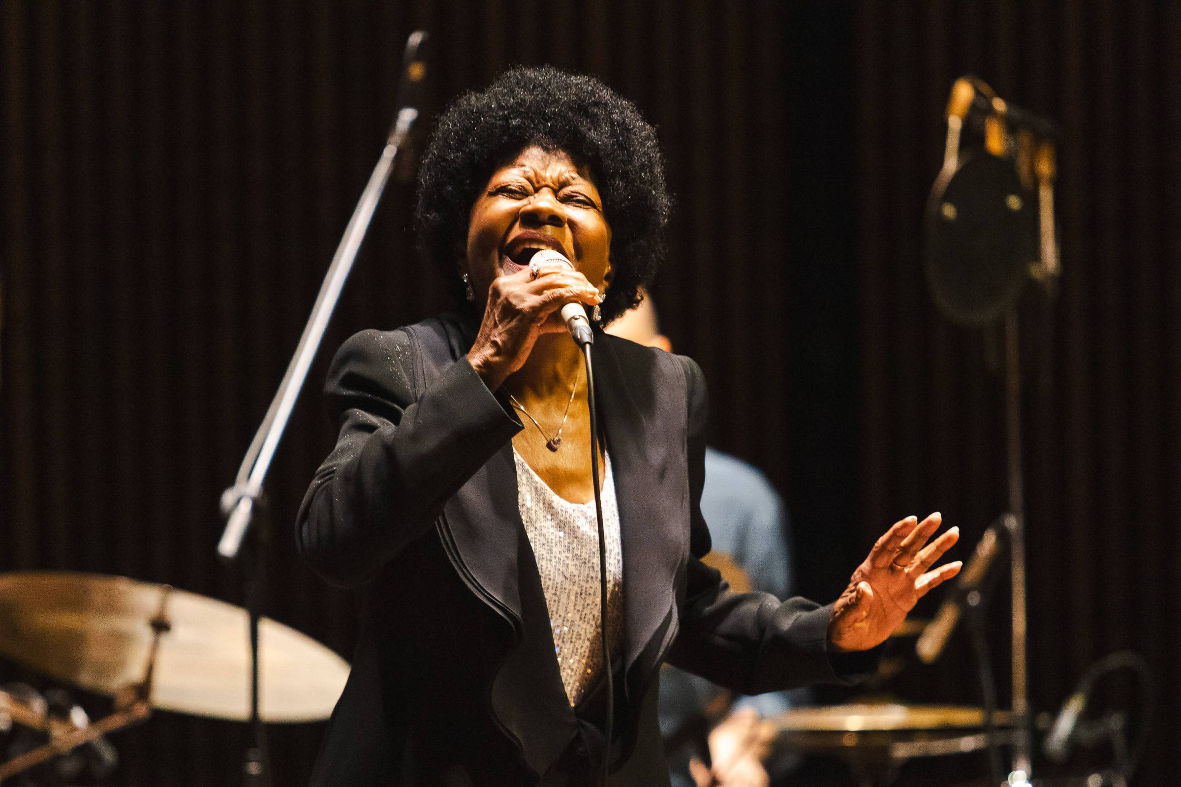 Biblioteca Mário de Andrade completa cem anos com festival gratuito em SP
