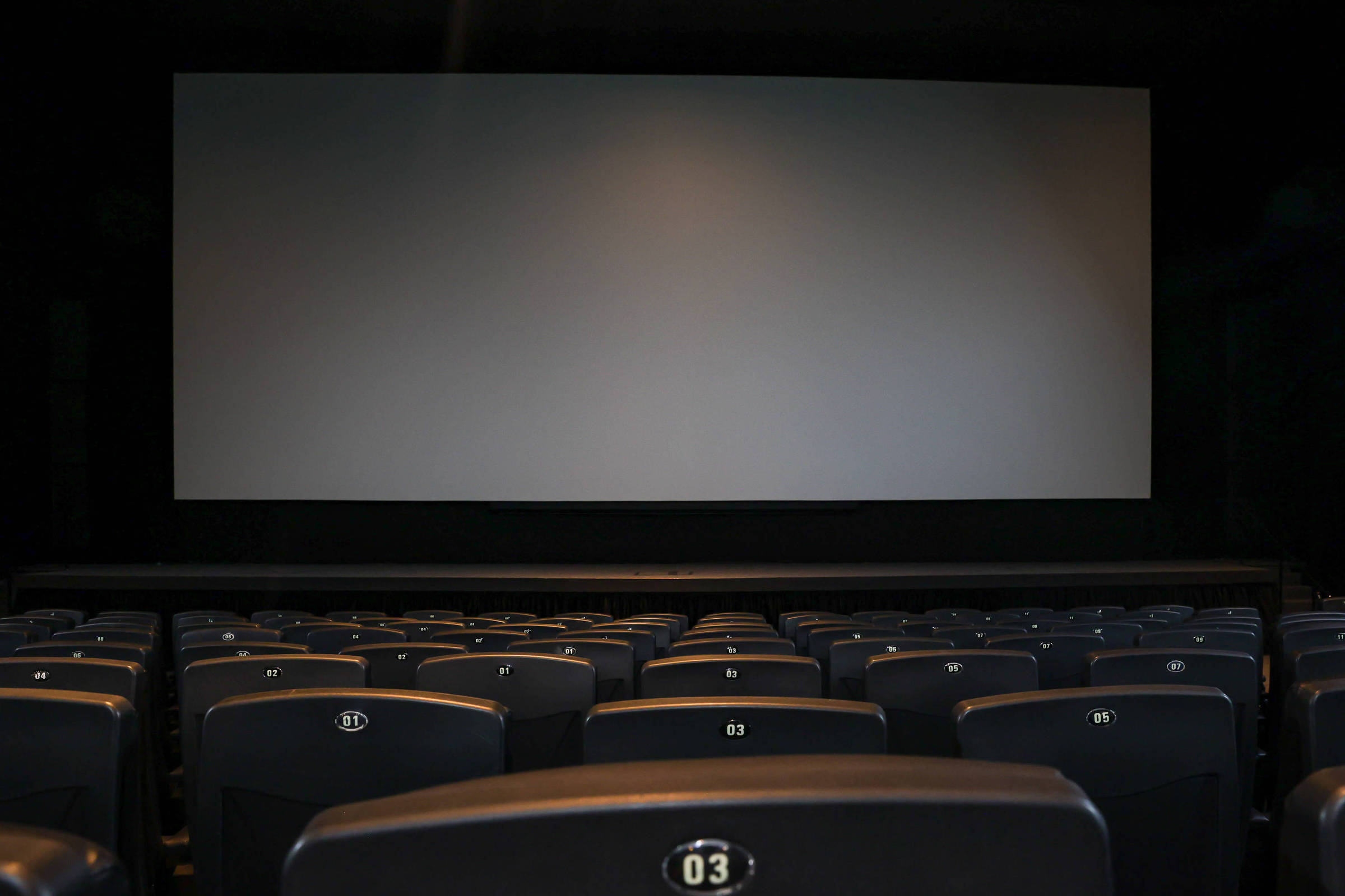 Público nos cinemas caiu em 2024 no mundo todo, pela 1ª vez desde a pandemia