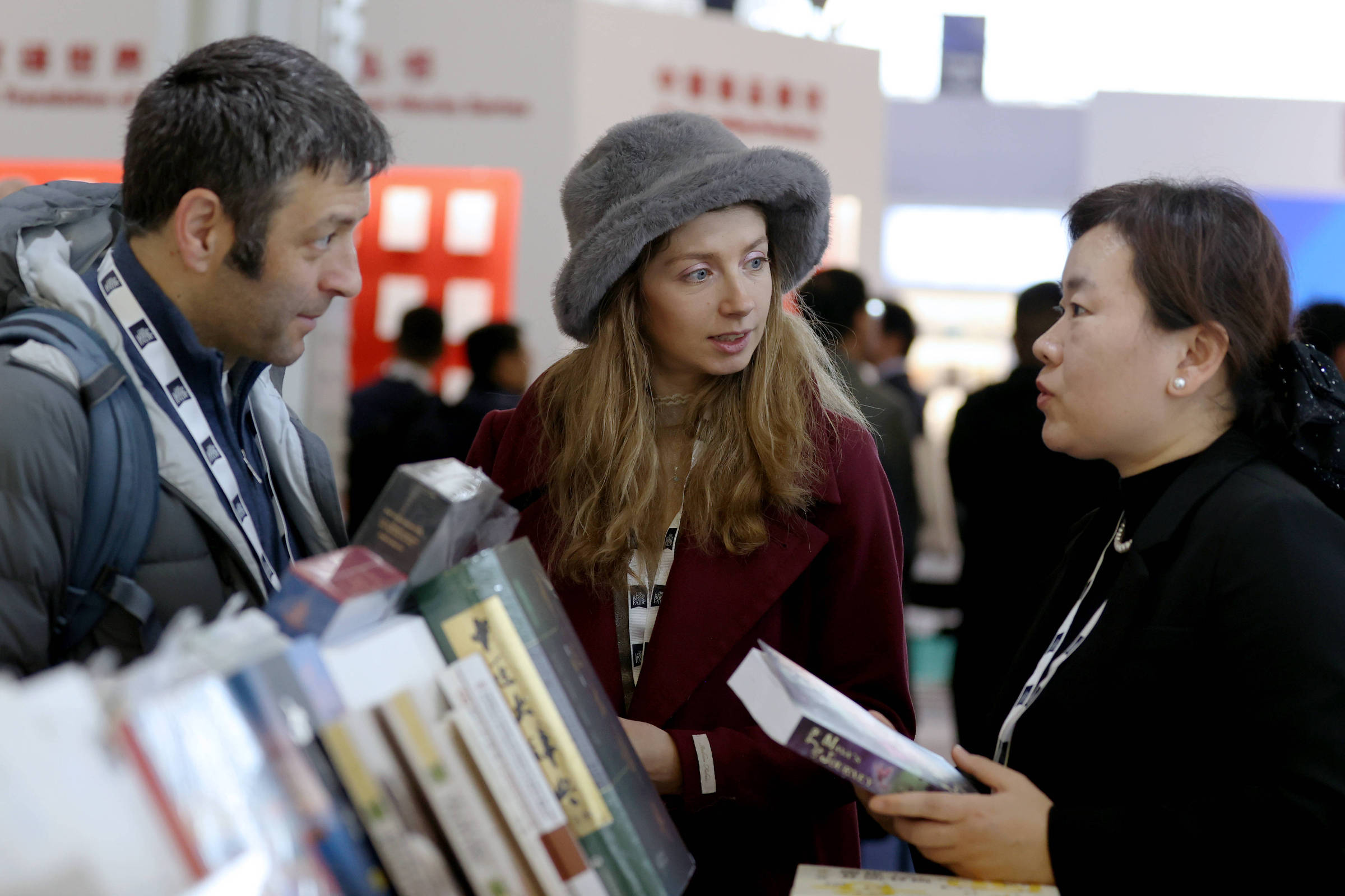 Livros de ficção venderam mais no ano passado, indica levantamento internacional