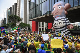 Manifestação pela anistia de presos no 8 de janeiro em SP