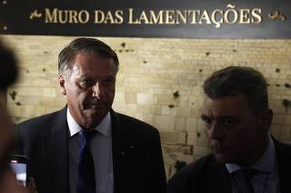 BOLSONARO HOLOCAUSTO