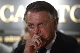BOLSONARO HOLOCAUSTO