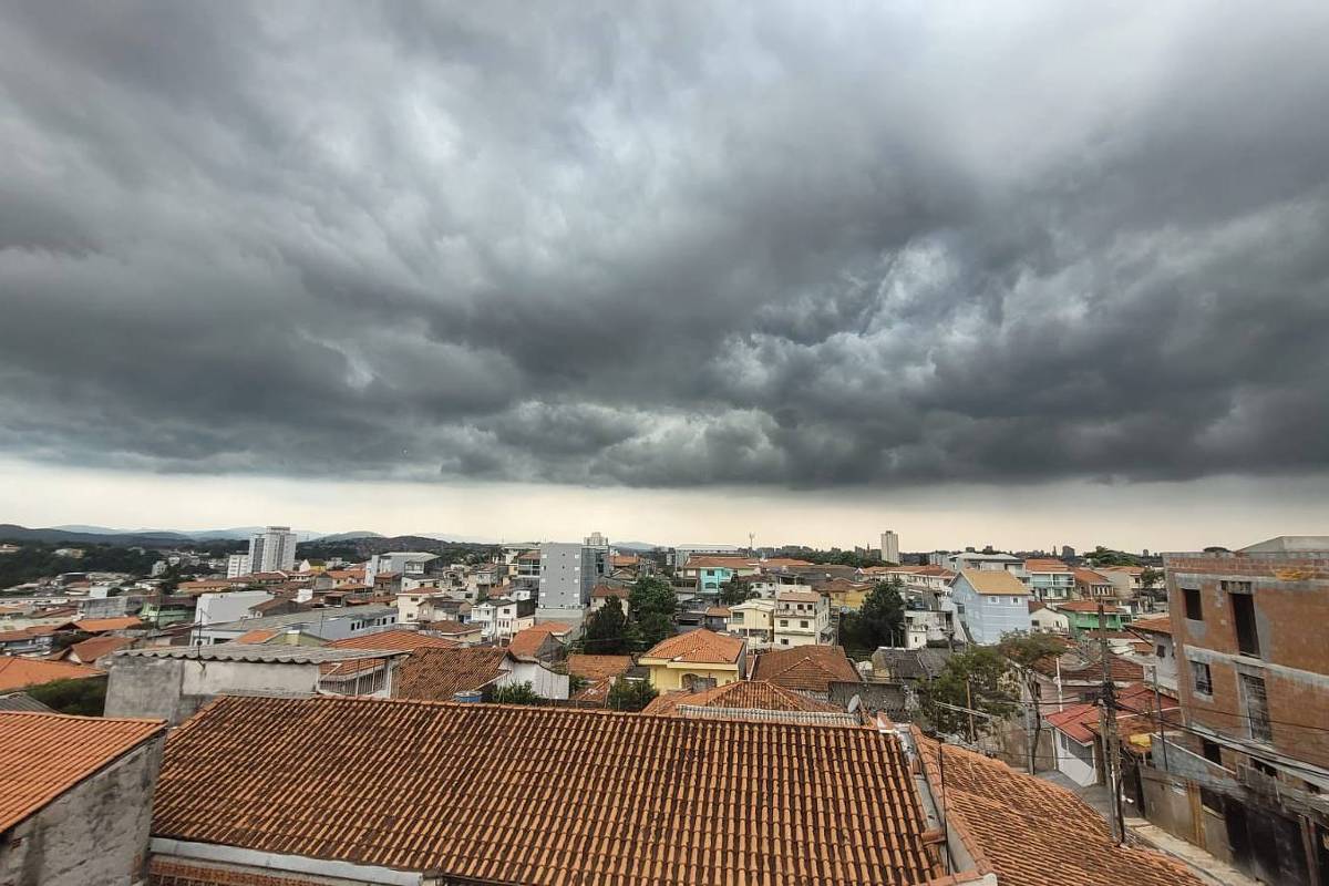 Chuva volta em menor intensidade a São Paulo no fim de semana