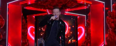 Michel Teló canta no BBB 25