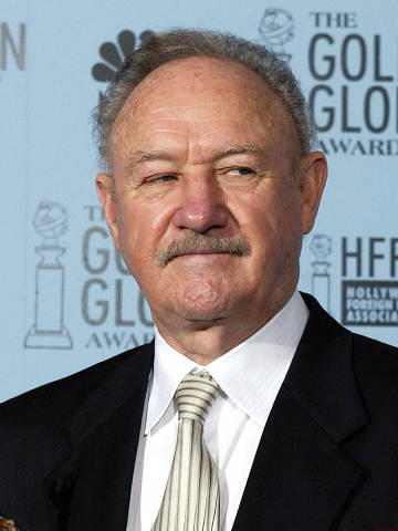 (FILES) US actor Gene Hackman holds the Cecile B. DeMille Award at the 60th Annual Golden Globe Awards in Beverly Hills, California, on January 19, 2003. Oscar-winning actor Gene Hackman died of natural causes about a week after his wife's death, a medical examiner said on March 7, 2025, ending more than a week of mystery surrounding the death of one of Hollywood's most beloved stars. The bodies of 