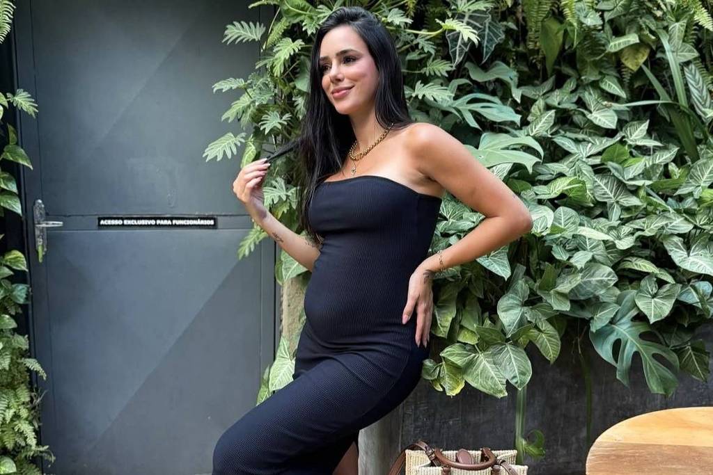 Bruna Biancardi mostra barriga de grávida 24h após prostituta dizer que espera um bebê