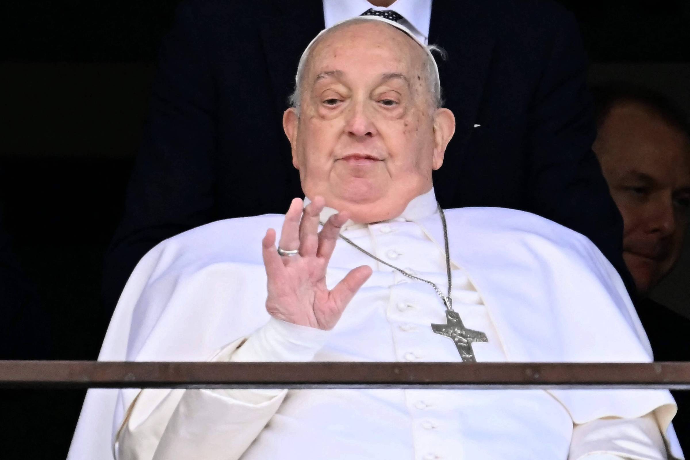 A Igreja Católica do papa Francisco mudou para continuar igual