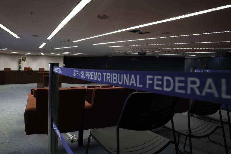 STF lacra celulares de jornalistas e advogados em julgamento da trama golpista