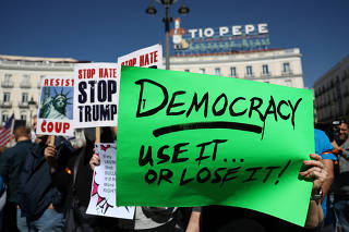 U.S. citizens living in Spain protest against Donald Trump's policies
