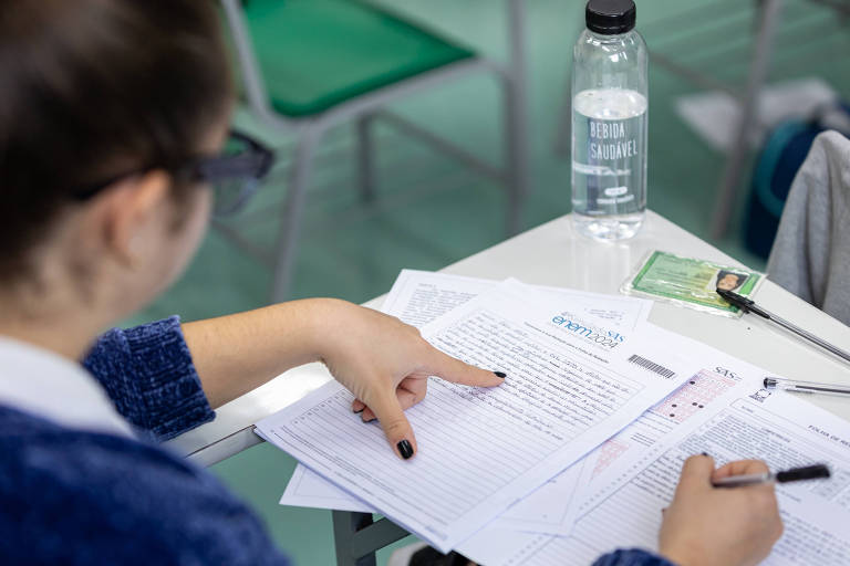 Pedidos de isenção de taxa no Enem terminam nesta sexta; tire suas dúvidas