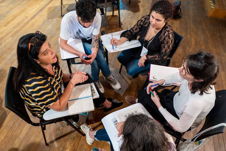 Programa busca negócios que apoiam mulheres na transição tecnológica
