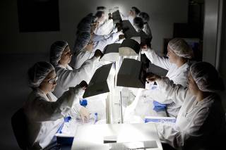 INDÚSTRIA FARMACÊUTICA INVESTE EM INOVAÇÃO