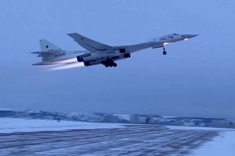 Rússia quer outros países em acordo sobre armas nucleares com EUA