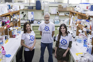 EXPERIMENTOS EM BIOMÉDICA