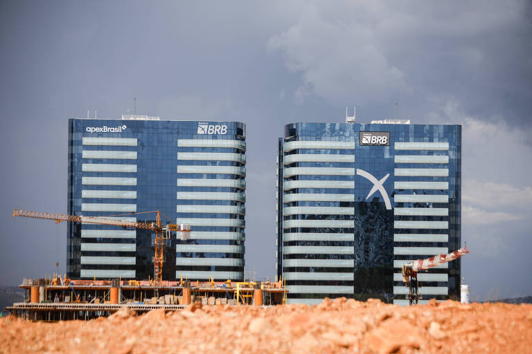 Divergência entre grandes bancos dificulta solução conjunta para o Master