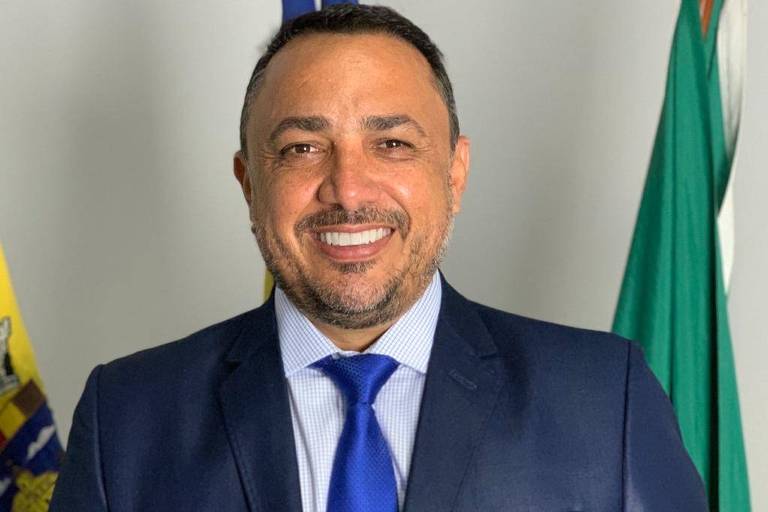 Nota de repúdio cita episódio em que André Fortaleza, então presidente da Câmara Municipal de Aparecida de Goiânia (GO), cortou microfone e direito à fala da então única vereadora da Casa, Camila Rosa (PSD); 'a deputada chegou a chorar em Plenário e registrou queixa em uma delegacia local', afirma texto da Secretaria da Mulher da Câmara dos Deputados