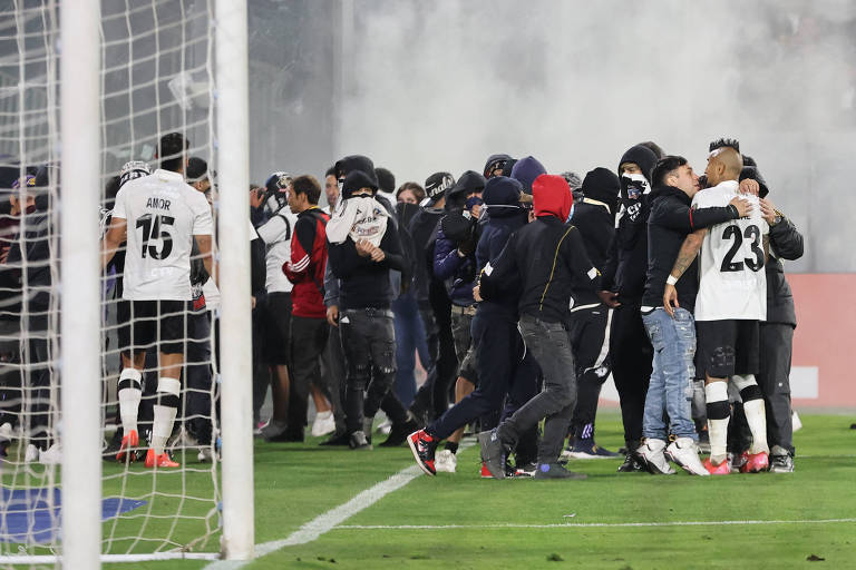 Após mortes e invasões, Fortaleza cobra punição ao Colo-Colo e que seja declarado vencedor