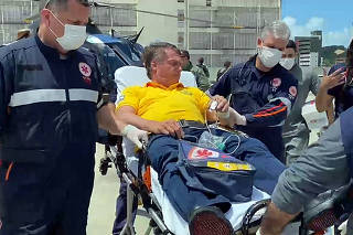 Bolsonaro chega hospital de Natal