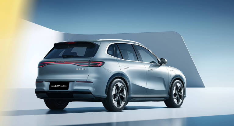 SUV elétrico Geely EX5 pode rodar cerca de 500 km com uma carga completa de suas baterias