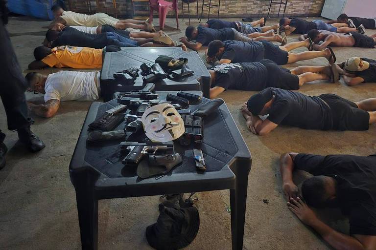 Polícia do RJ prende em festa 9 suspeitos de envolvimento com milícia
